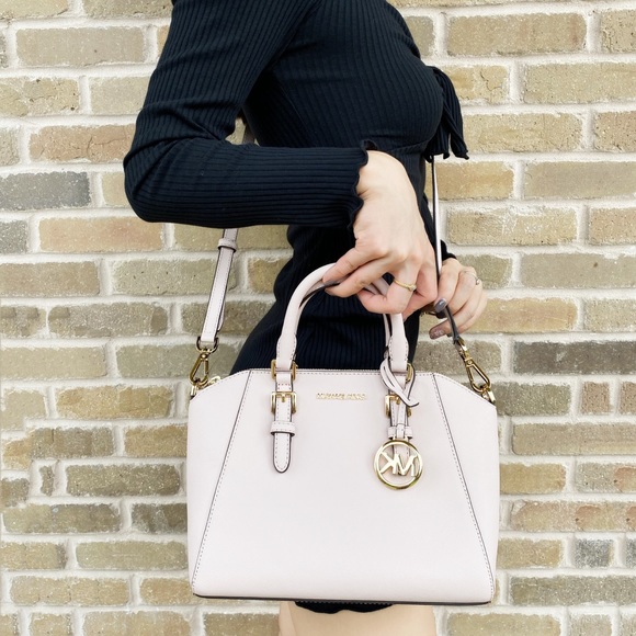 Michael kors pink satchel crossbody - Picture 3 of 7